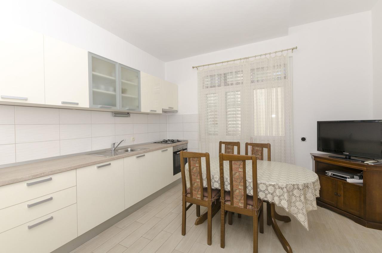 Apartment Eva P. Primošten Zewnętrze zdjęcie