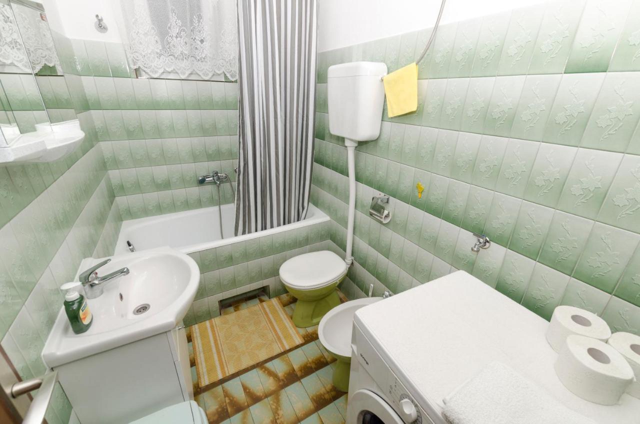 Apartment Eva P. Primošten Zewnętrze zdjęcie