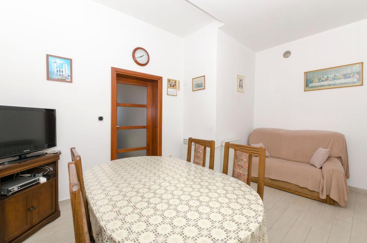 Apartment Eva P. Primošten Zewnętrze zdjęcie